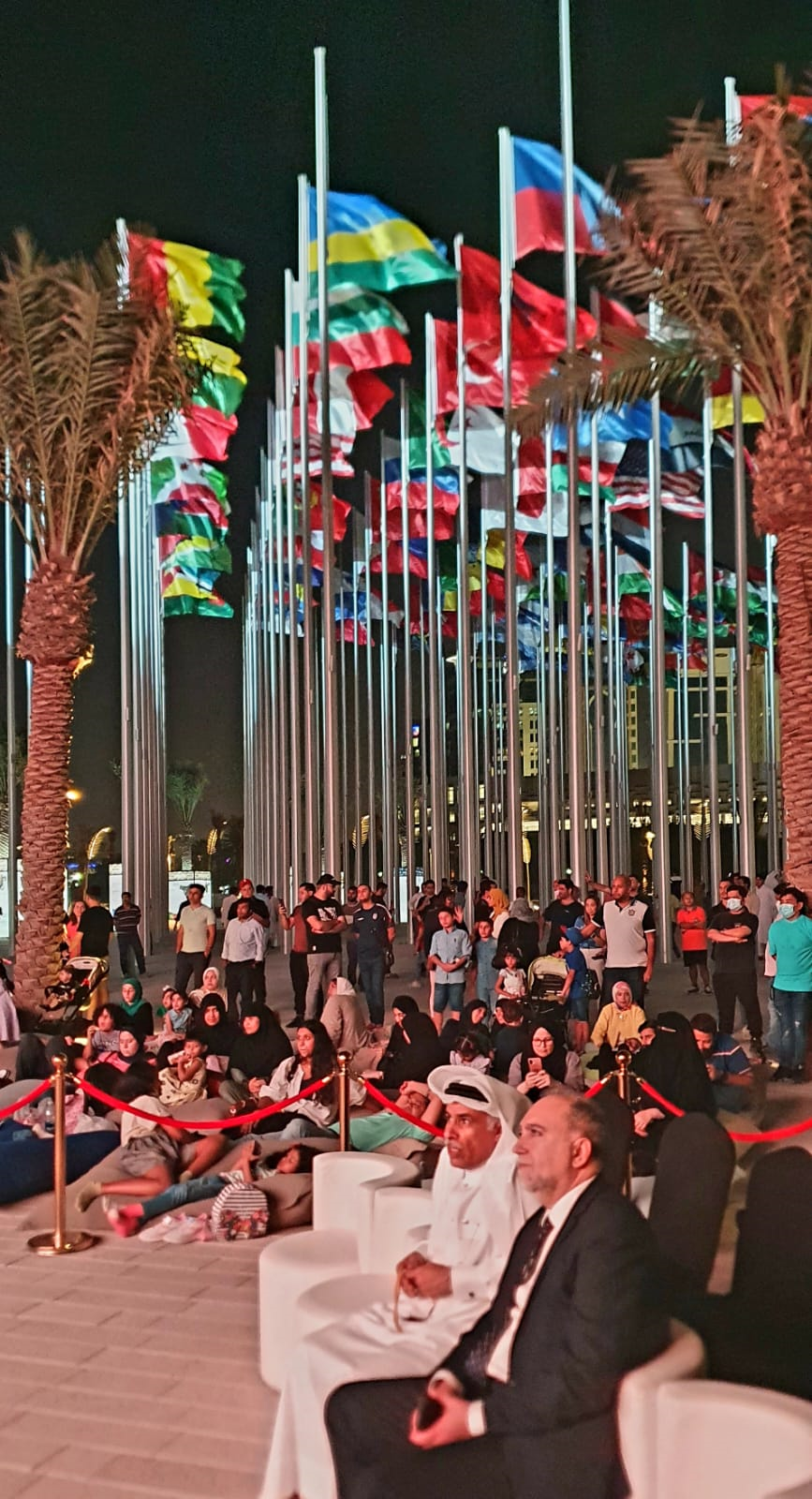Българско участие в проекта „Flag Plaza“, посветен на предстоящото Световно първенство по футбол в Катар.      